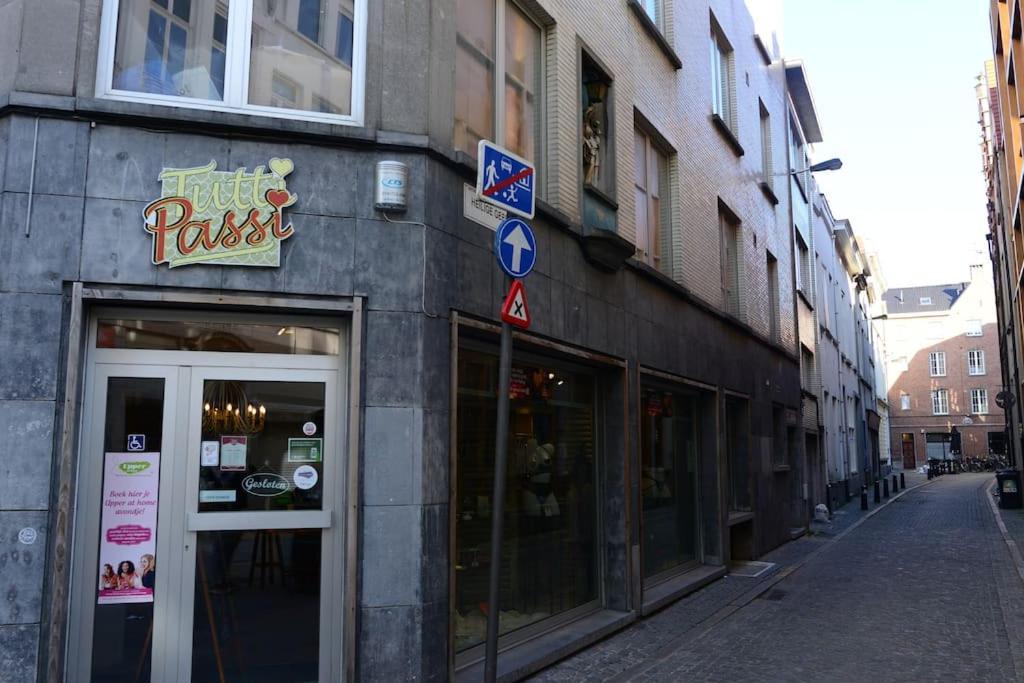 Downtown 2 Bdr ***** 3 Apartamento